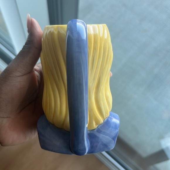 Vintage Pocahontas Captain John Smith Figural Ceramic Mug 3D Cup Applause - Picture 7 of 8